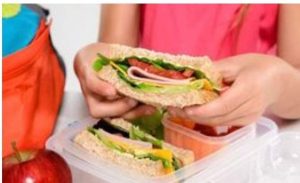 ماما انا عاوزك تعمليلي خمس سندوتشات