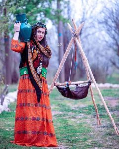 بائعه اللبن