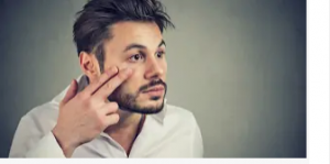 هل تعلم على ماذا يدل إرتجـ،ـاف العين ما الذي يحاول أن يقوله لك جسـ،ـمك عبر رفة العين أو إرتجـ،ـاف العين