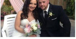 طريقة العناق بين الزوجين