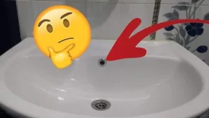 سر وجود هذه الفتحة فى المغسلة