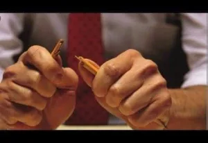 مفـ ـاجأة صـ ـادمة».. لماذا يكسر القاضي سن قلمه بعد الحـ ـكم بالاعــ ـدام؟