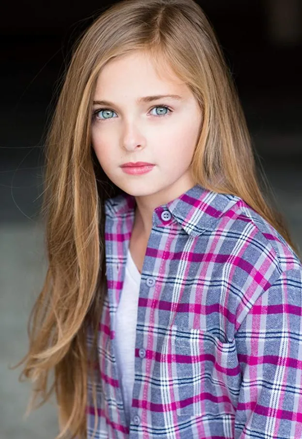 الطفلة البريئة