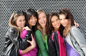 حكاية 5بنات جميع الفصول كامله