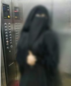 جاrي بيطاrدني في الاسانسير الجزء الأول