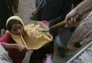 إمرأة ضاقت بها الحال