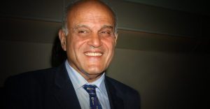 بعد وفاAة مصطفى درويش.. مجدي يعقوب يكشف سر توقف عضلة القLلب فجأة