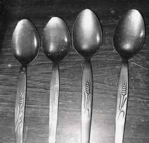 ملعقة واحدة هتغير حياتك 360 درجة .. ملاعق وشوك السنابل يصل سعرها إلي 150 ألف جنيه .. دور عليها في المطبخ