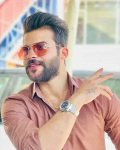 قصه رجل اربعينى ومهندس محترم