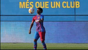 كومان يجد الحل اخيرا في لاعب برشلونة الشاب اليخاندرو