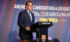 توني فريسكا ينصح لابورتا بعدم تجديد عقد ميسي