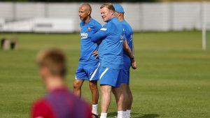 برشلونة يحسـ،ـم الامر ويتراجع عن بيع احـ،ـد اللاعبين