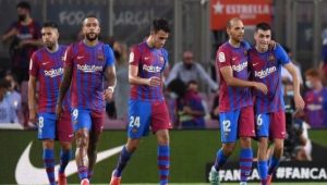 قلـ،ـق داخل أروقة برشلونة قبل موقعة رد الاعتبار ، بسـ،ـبب نجـ،ـم الفريق