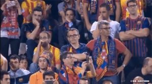بعد تردد أنبـ،ـاء عن تخطيط مانشستر يونايتد لخطـ،ـف لاعب برشلونة ، جمهور البرسا يدفع الادارة للموافقة على الصفقة والتخلص منه فوراً .