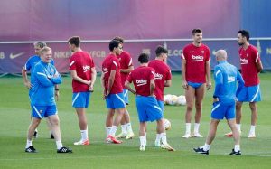 إدارة برشلونة تغلق عينيها وتصم أذنيها أمام شكوى اللاعبين المتكررة منذ بداية الموسم وهـ،ـذا هو الدليـ،ـل