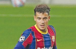 إدارة برشلونة تنجو من مأزق كوتينيو بمعاونة الإعلام الإنجليزي