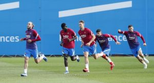 ضمن الصفقات المجانية المحتملة ، برشلونة يضع نجـ،ـم الدفاع المغربي تحت المنظار