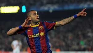 تشافي يبدي رأيه المبدئي في قضية عودة الفيس الى برشلونة من جديد