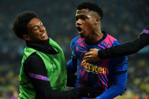 برشلونة يتخطى دينامو كييف وبايرن يسحق بنفيكا بخماسية .. تعرف على ترتيب المجموعة وفرص البلوجرانا في التأهل لدور الـ ١٦ من دوري الأبطال