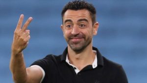 تشافي و لابورتا يبحثان عن الوضع الجديد لـ بويول في برشلونة