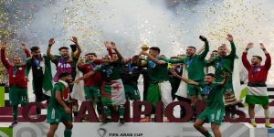 الرسائل التحفيزية من محترفي الجزائر قبل امم افريقيا وعلى رأسهم محرز