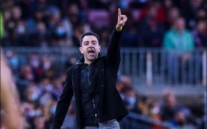 مدرب غرناطة: تشافي كان مدربًا وهو لاعب!