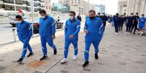 تحرك برشلونة الجاد اتجاه وكيل المدافع الهولندي تقرب اللاعب من الكامب نو