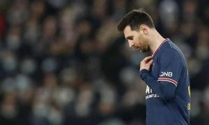 ميسي: "قد يجبر باريس سان جيرمان على رحيله نهاية الموسم"