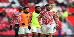 برشلونة يُحول اهتمامه لضم اللاعب الأهم في مانشستر يونايتد