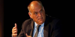 تيباس يتحدث عن ‘الجاسوس’ الذي زرعه بيريز داخل إدارة برشلونة !