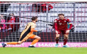 مولر يسجل هدفا في مرمي فريقه