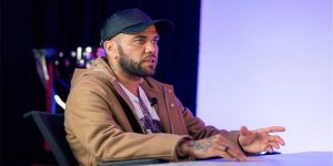 ألفيش :"إذا فعل تشافي هذا بي وأنا في الخامسة والعشرين من عمري ، فسوف ينتهي بنا المطاف في قتال بالأيدي"