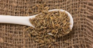 عشبة جبـ،ـارة متوفرة بقـ،ـوة تخلـ،ـصك من الغـ،ـازات والامسـ،ـاك