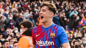 عرض جديد من برشلونة لتجديد عقد جافي