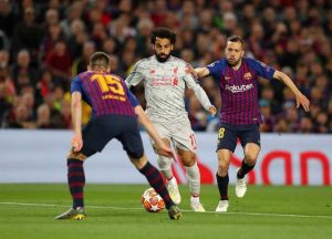 الصحف الإنجليزية تكـ.ـشف موعـ.ـد انتقال محمد صلاح إلى برشلونة