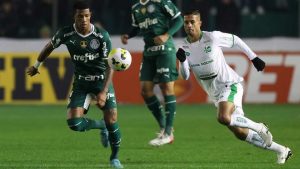 موهبة برازيلية .. طريق برشلونة لتدعيم خط وسط الفريق