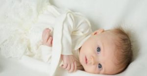 هذا السؤال دائما مطروح المـ،ـولود فى الشهر السابع يعيـ،ـش والمـ،ـولود في الشهر الثامن لا يعـ،ـيش اما في الشهر التاسـ،ـع فيكون طبيعي