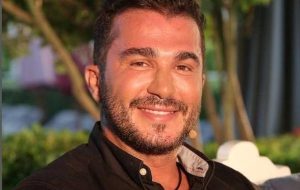 ختم التحقيق بوفاة الفنان جورج الراسي.. وهذا ما كشفه التقرير الطبي بحسب المعلومات أن الراسي "غفا" وهو يقود السيارة ما أدى الى اصطدامه بجدار كبير على طريق سريع