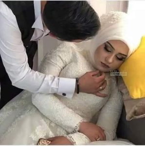 زوج منع زوجته من استخدام برنامج فيسبوك. الجزء الاول