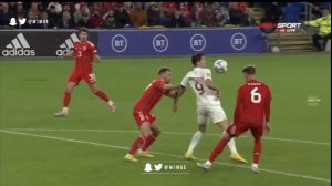 اسيسـ.ـت مدهـ.ـش من ليفا