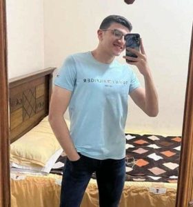 شاب صدم.ته سيارة بعد خروجه من صلاة الفجر بالدقهلية