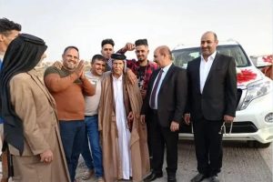 مسن بعمر 103 سنوات يتزوج بعروسه الثالثة والمفاجأة في فارق السن بينهما !!