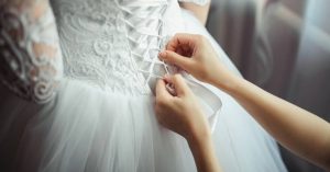 ﻋﺮﻳﺲ ﻓﻰ ﺍﻟﺼﺒﺎﺣﻴﺔ ﻳﻠﻘﻰ ﺑﻌﺮﻭﺳﻪ ﻣﻦ ﺍﻟﻄﺎﺑﻖ ﺍﻟﺮﺍﺑﻊ الجزء الثاني