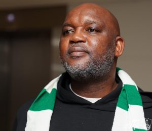 موسيماني يطالب ادارة اهلي جدة بالتعاقد مع لاعب الاهلي