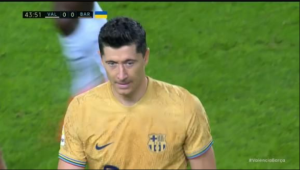 قرار هام من برشلونة بشأن ليفاندوفسكي