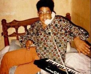 هذا الشاب تغ،،،،ير تمامًا وأصب،،،ح أوسم وأشهر فنان في الوطن العربي.. لن تصدق من هو