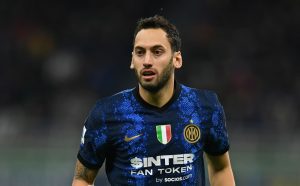 فيديو - هدف شالهان اوجلو في شباك برشلونة