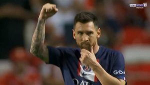 هدف ميسي في مرمـ.ـي بنفيكا