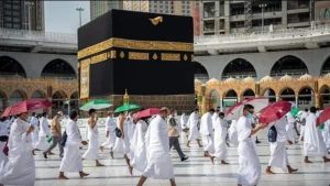 تتيح أداء العمرة.. السعودية تعلن آلية الحصول على تأشيرة الزيارة الشخصية