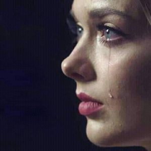 عايشين بمساعدة اهله